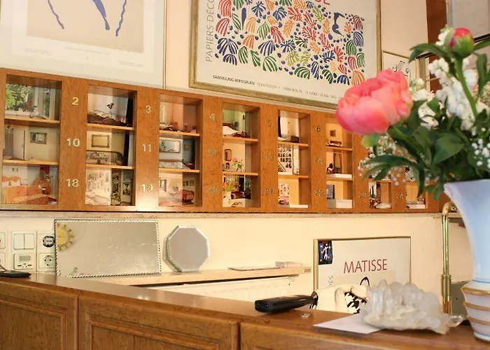 Hotell Literaturhotel 3*