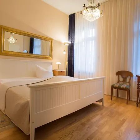 Отель Literaturhotel 3*