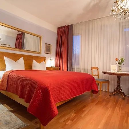 Literaturhotel Отель 3*